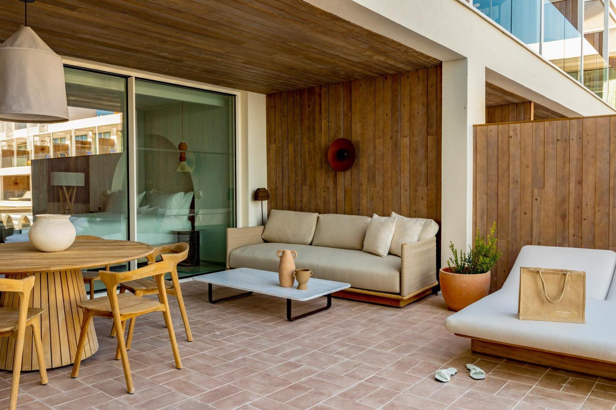 Le Blanc, A Gran Melia - The Leading Of The World (adults Only) 5* Santo Tomas