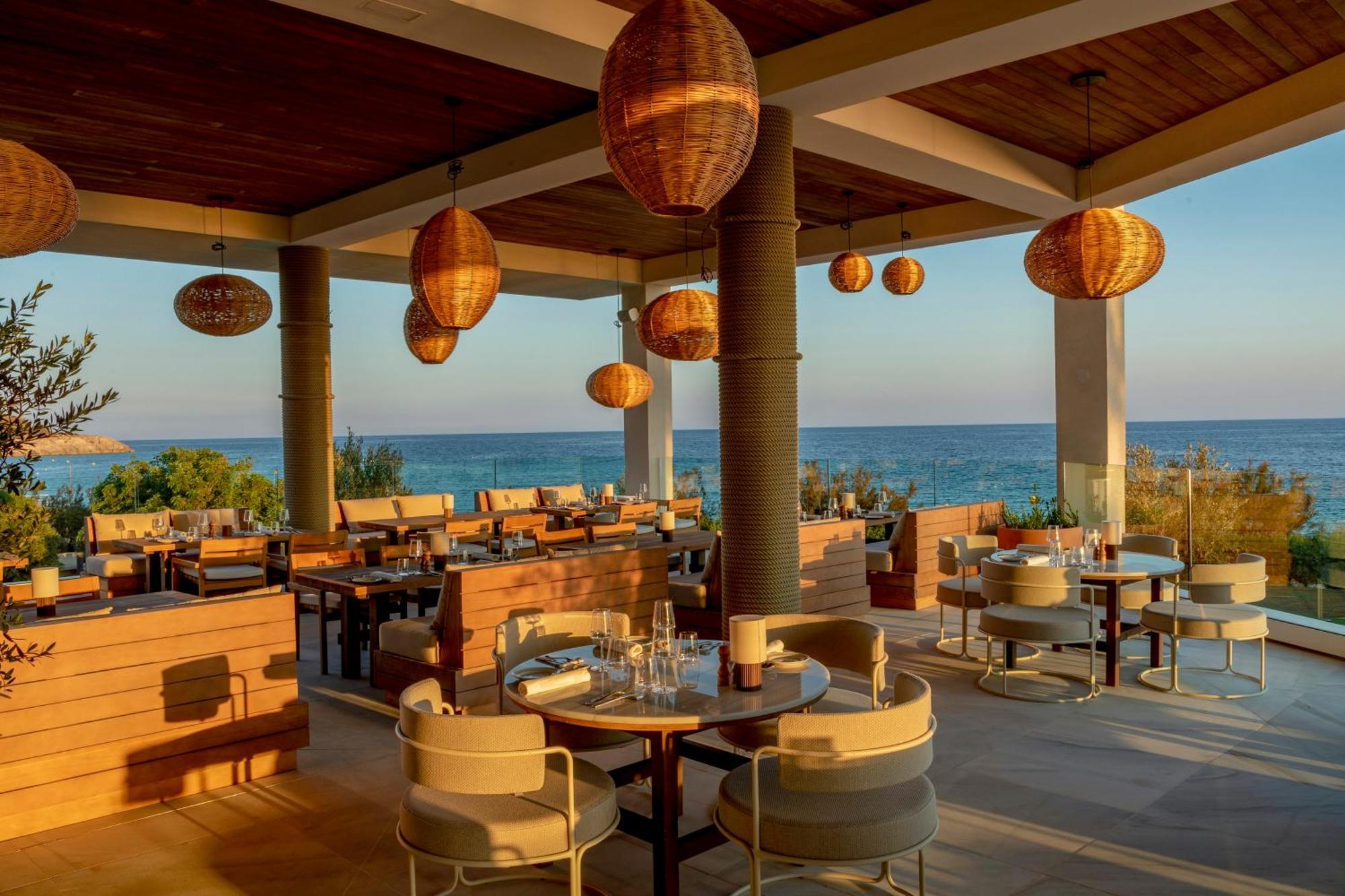 Le Blanc, A Gran Melia - The Leading Of The World (adults Only)