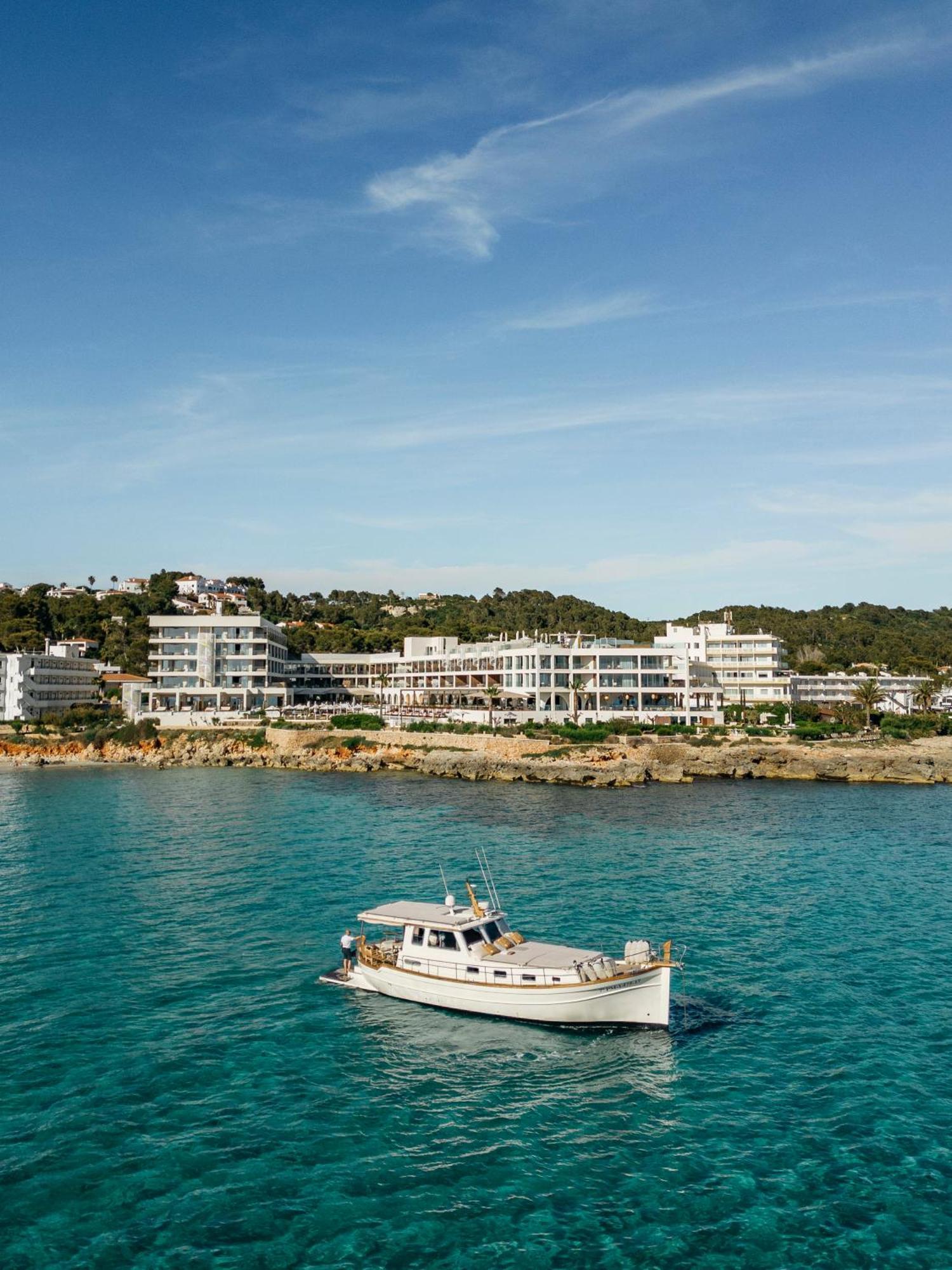Le Blanc, A Gran Melia - The Leading Of The World (adults Only)